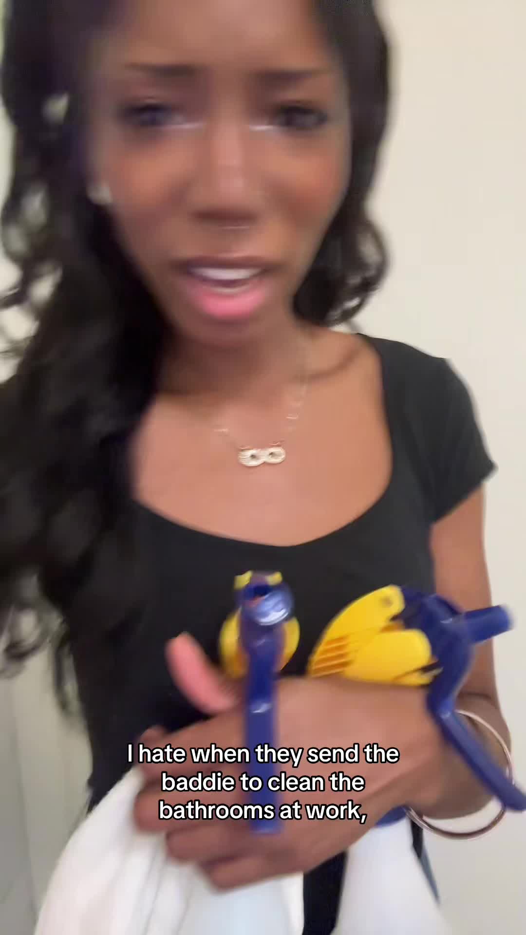@Esther Nicole