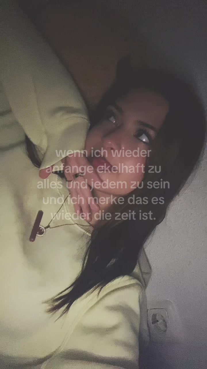 @⃟