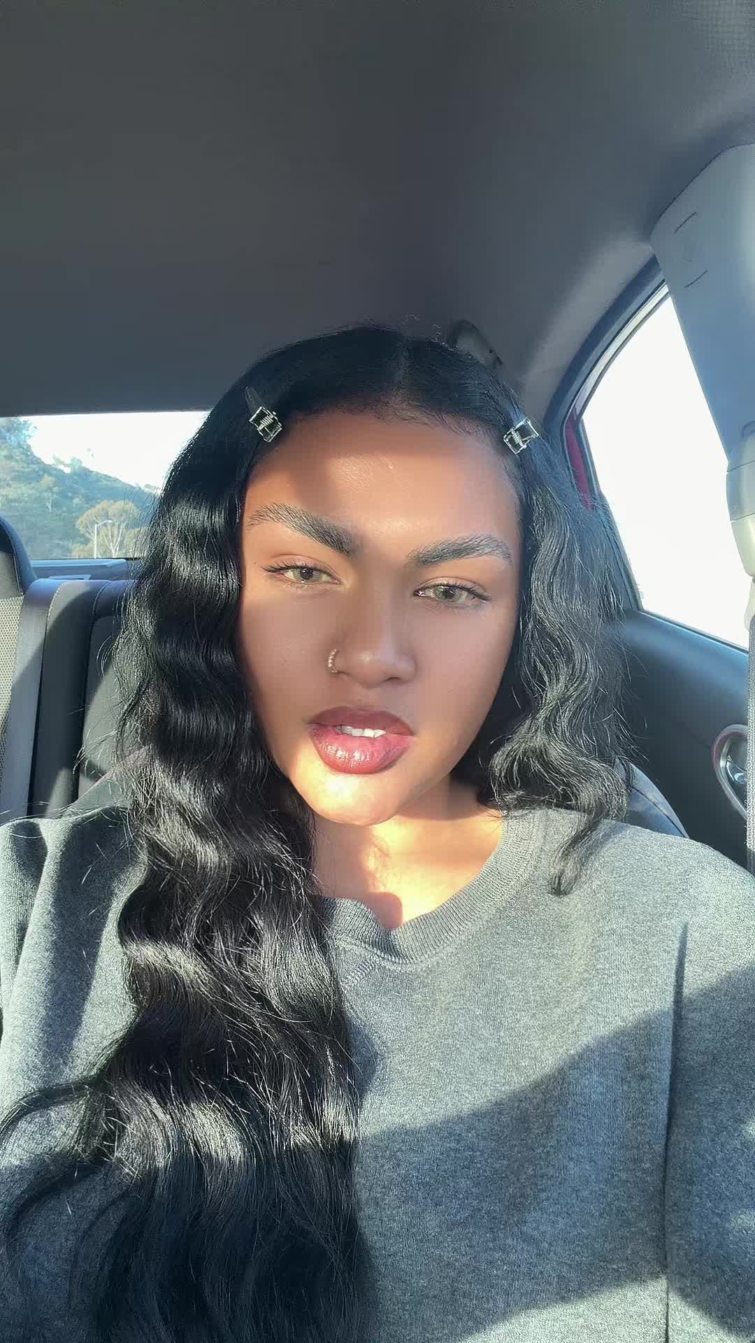 @notmamaquinn_