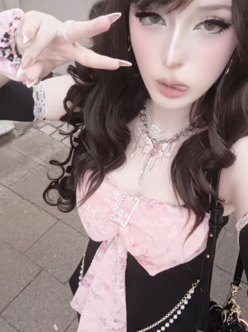 @floweryy🤍