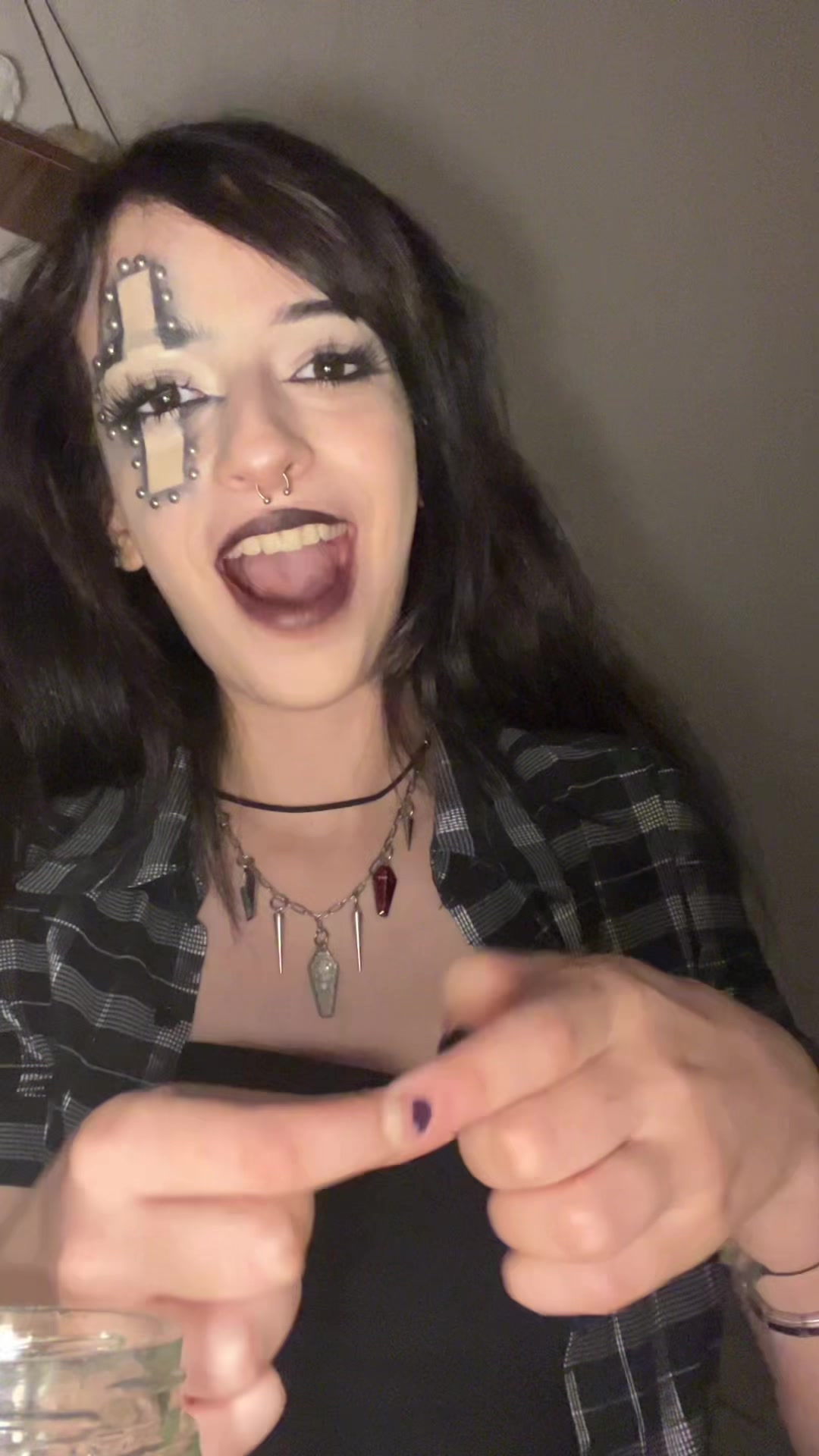 @Black hair ho ᶻ 𝗓 𐰁