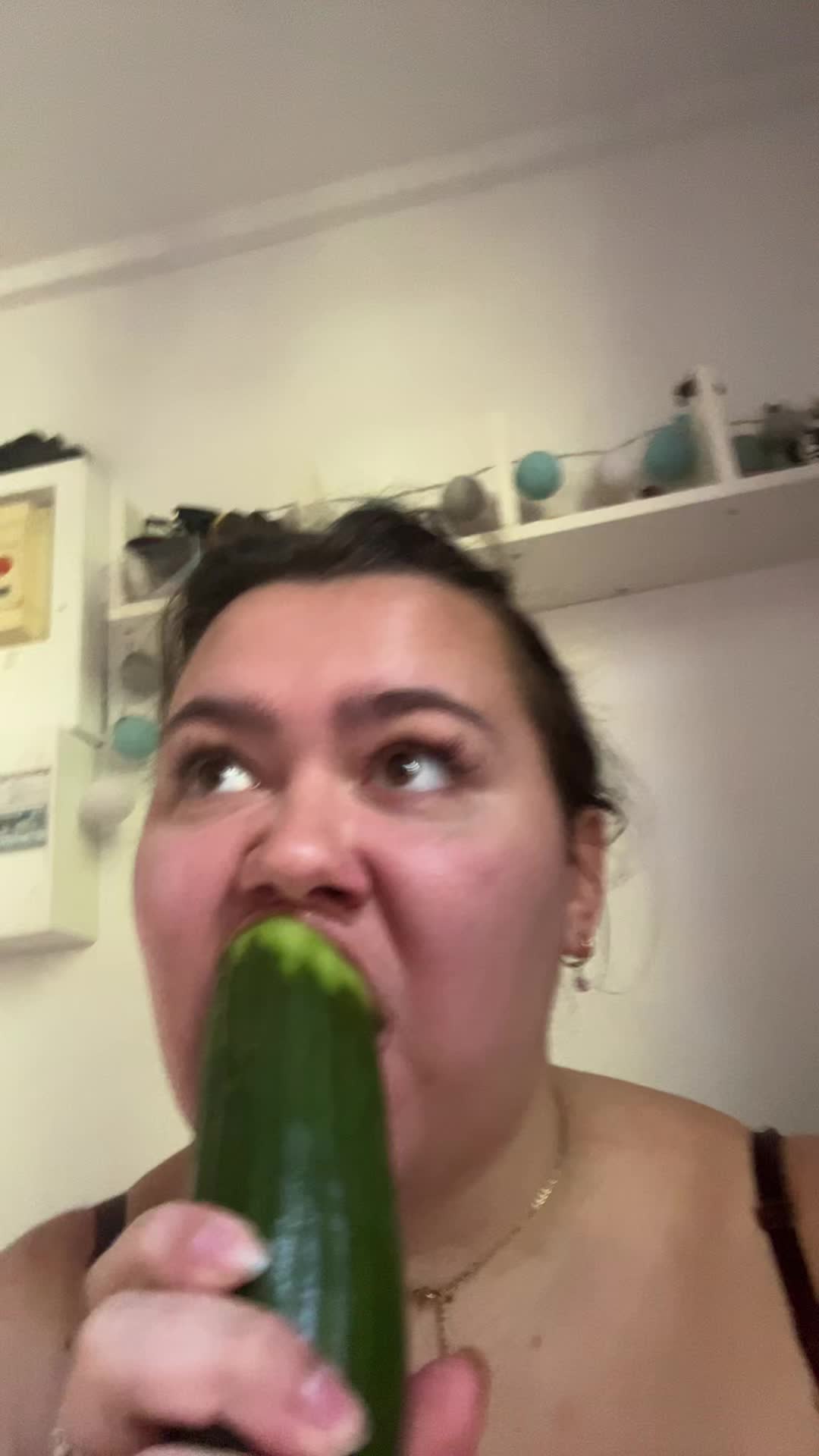 @Ad&eacute;la&iuml;de