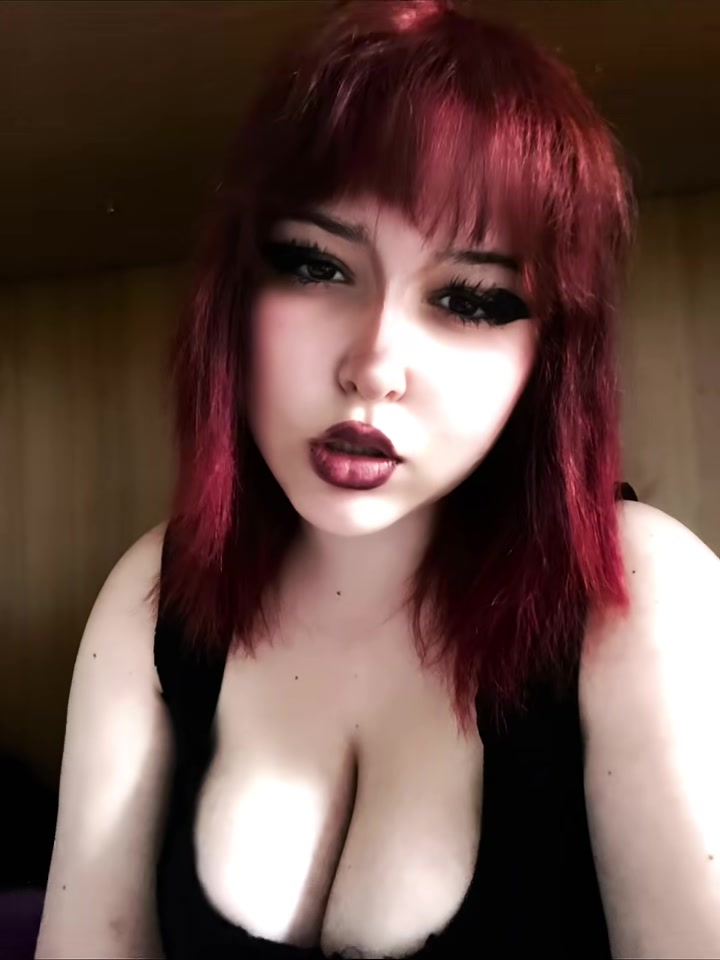 @♱ elli ♱ 🕷️
