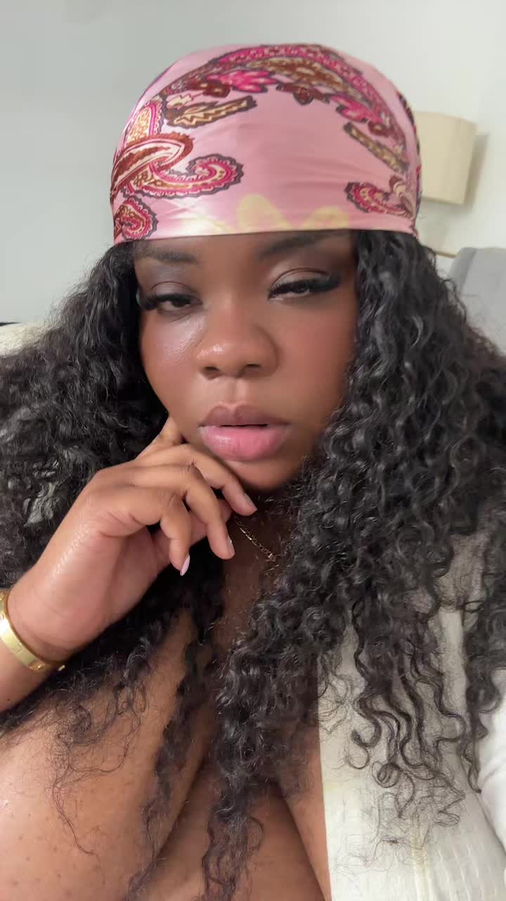 @Mennaj Bae🇭🇹