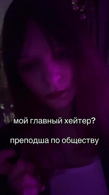 @🧟&zwj;♀️