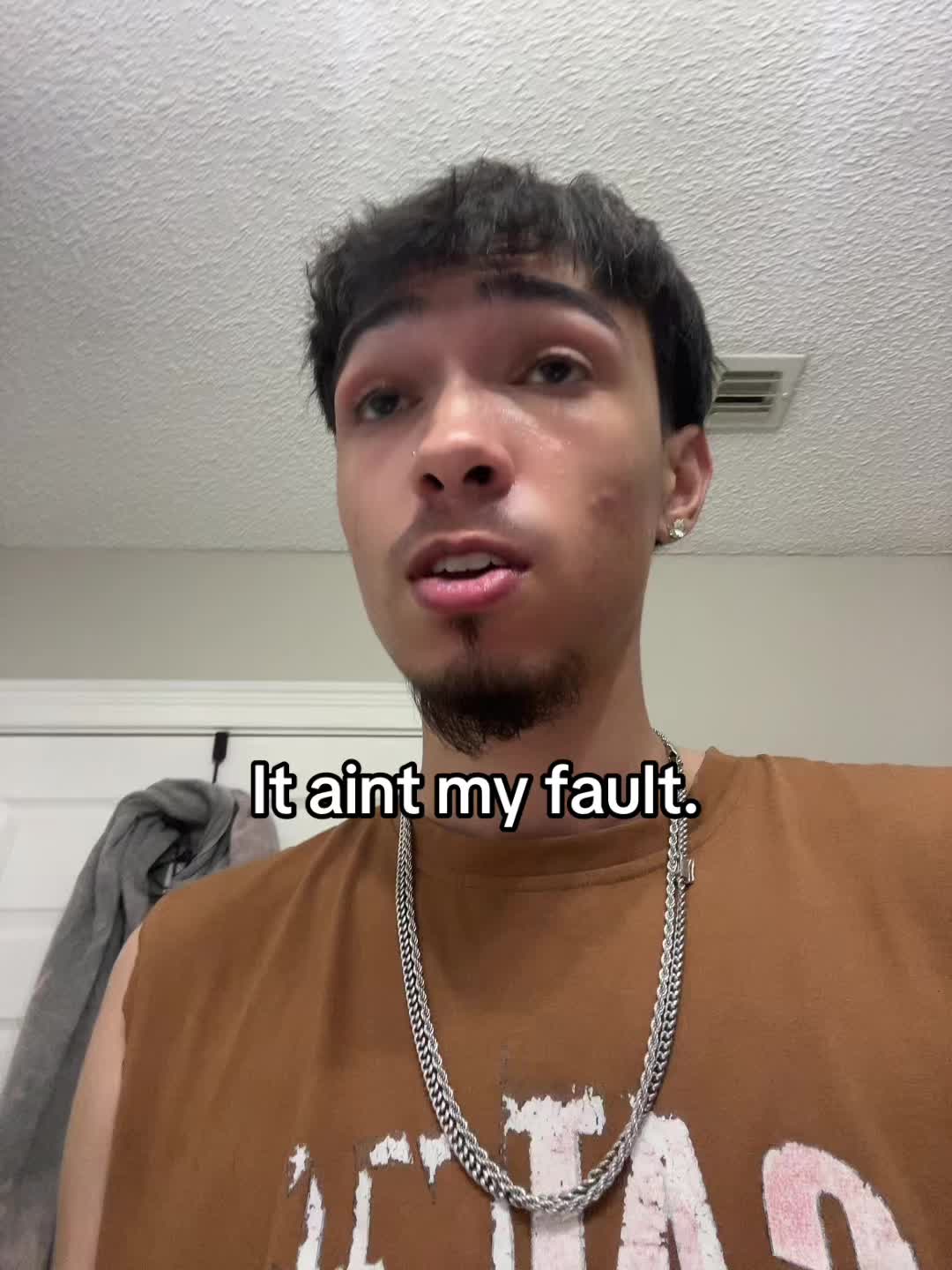 @￼