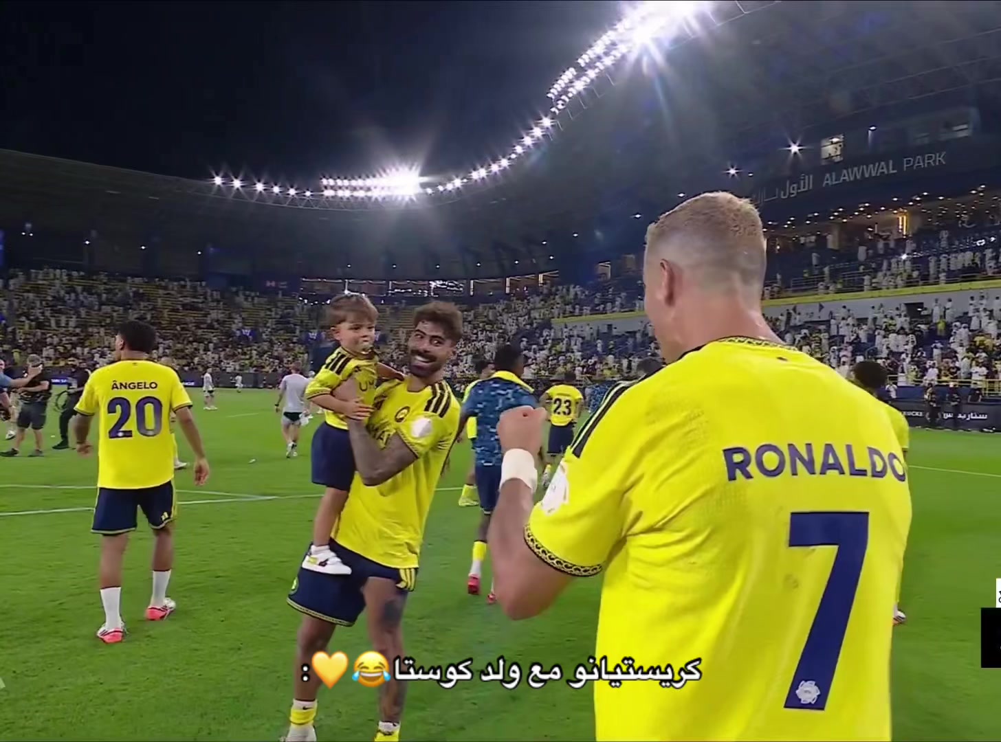 @SM | 20💛🏆.