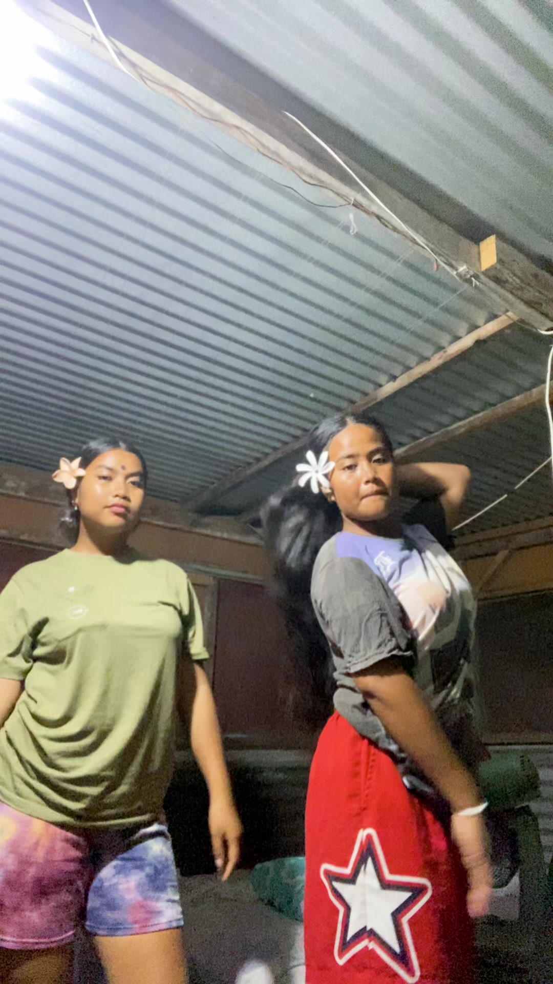 @E🌴