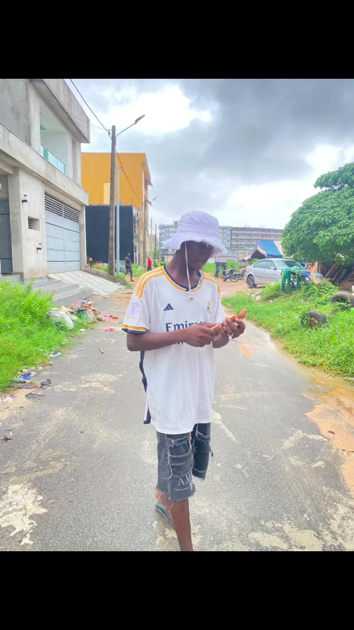 @zeben10 Silencieux 🤫🧿😇😎