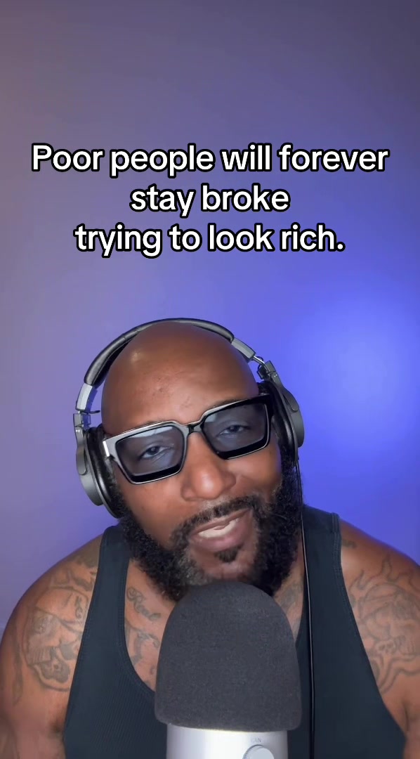 @ManVsTheWorld