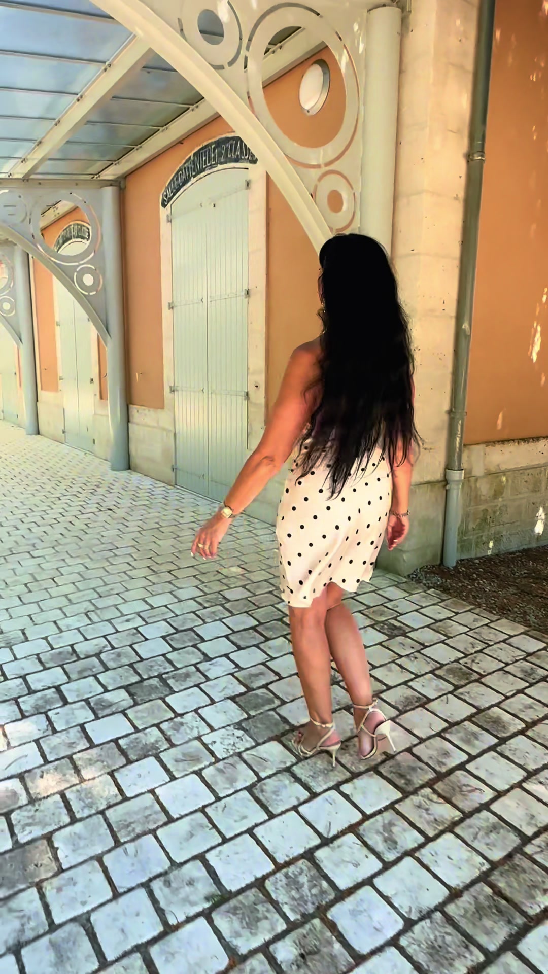 @Val718