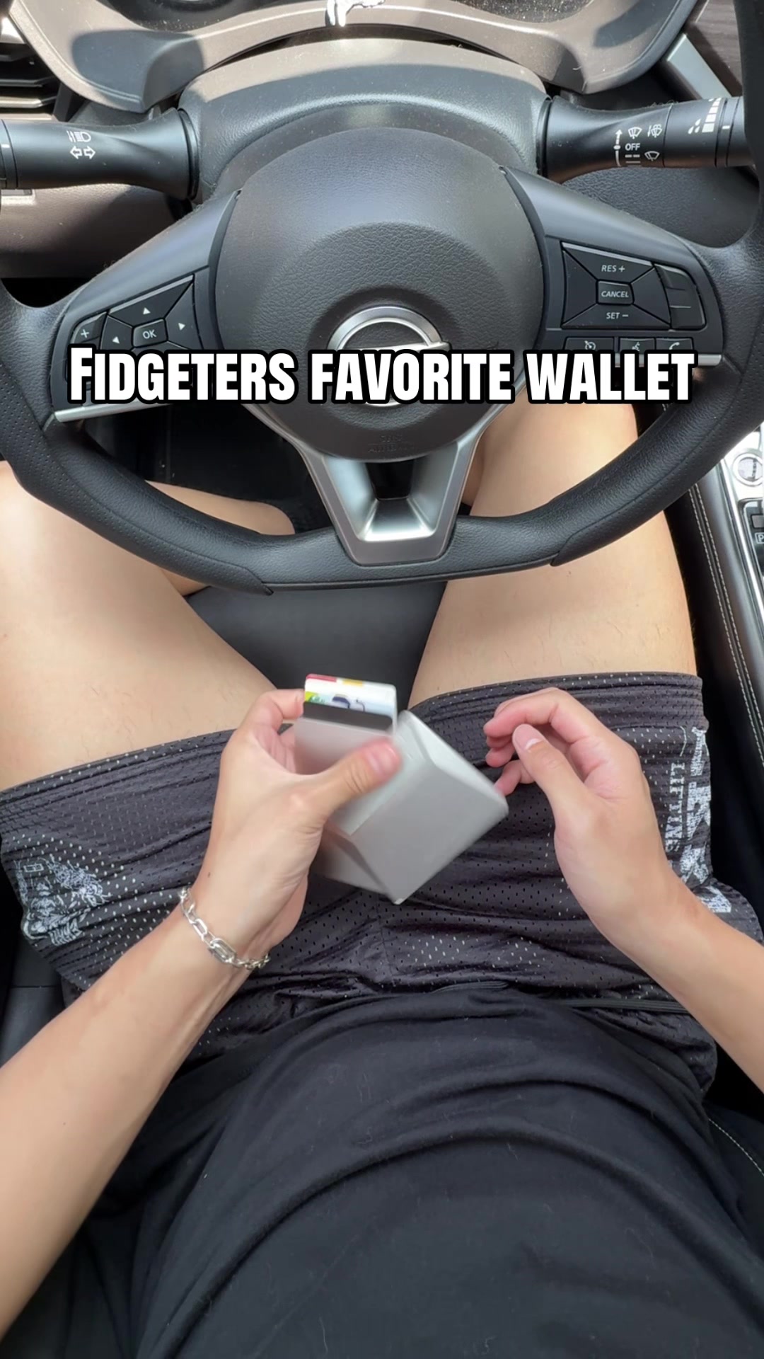 @jeehofinds