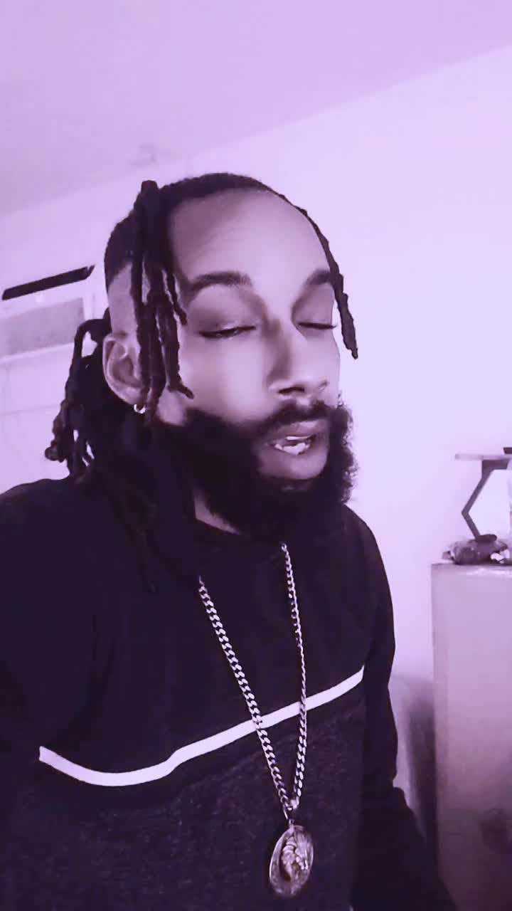 @i m d a n i e l b ت e v a n ss