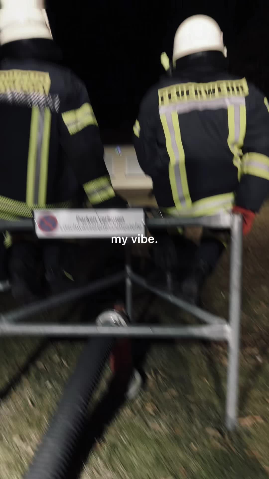 @Jo_ FireFighter_girl