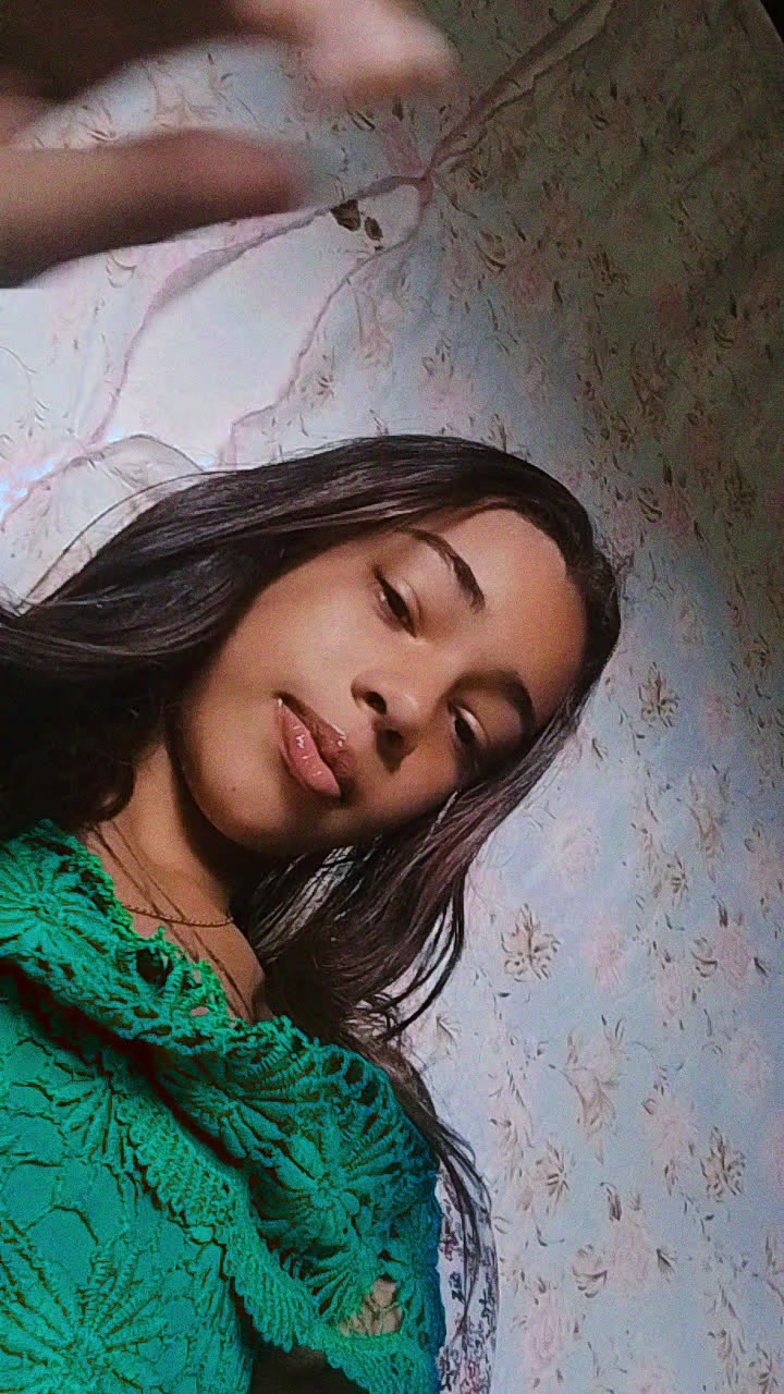@__moreninha__17