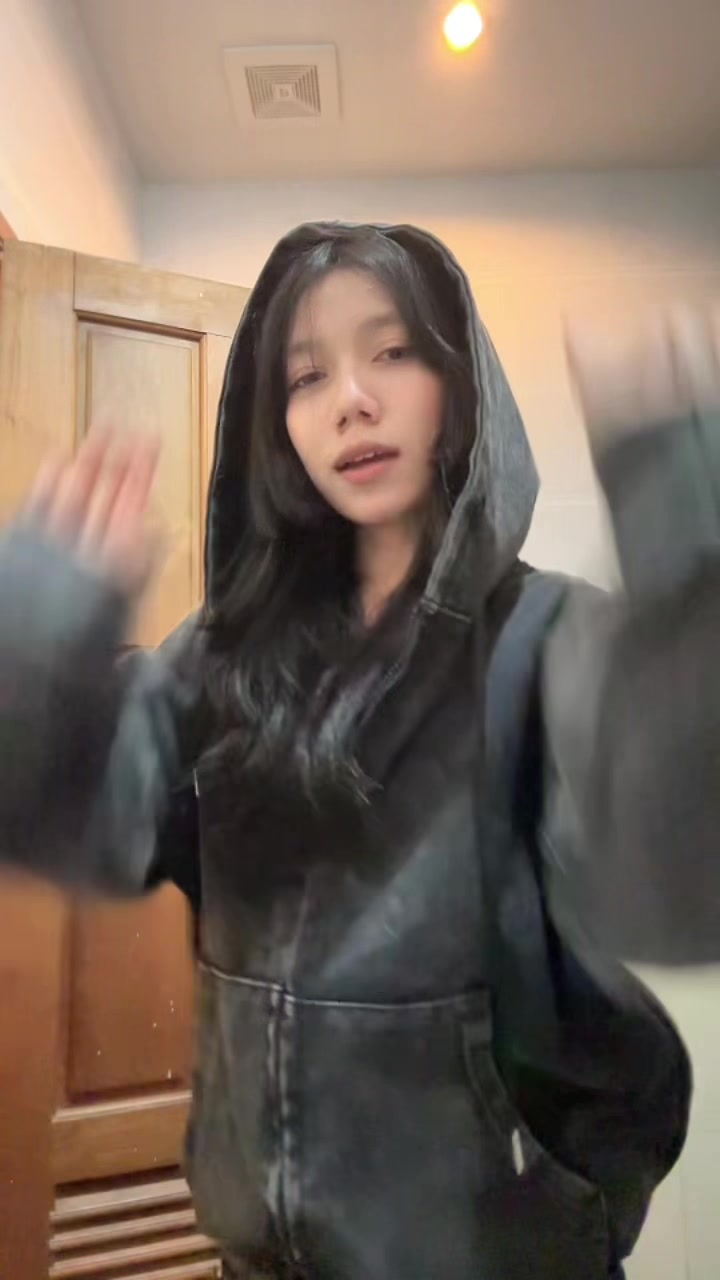 @Nita<3