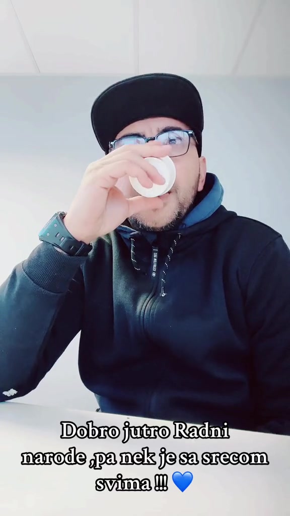 @𝐃 𝐄 𝐍 𝐍 𝐘