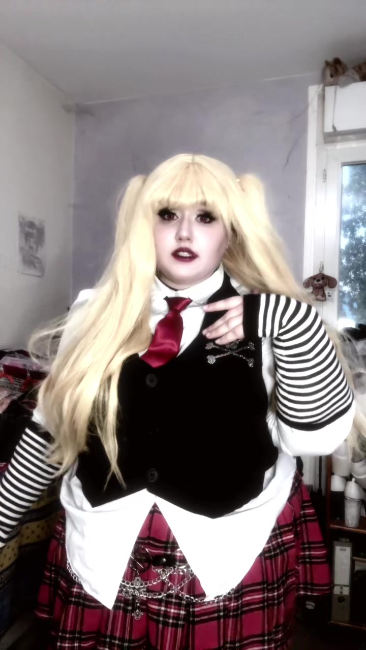 @Flambi_Cosplay