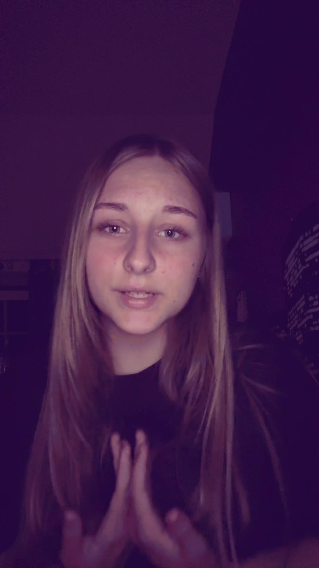 @Leonie👾