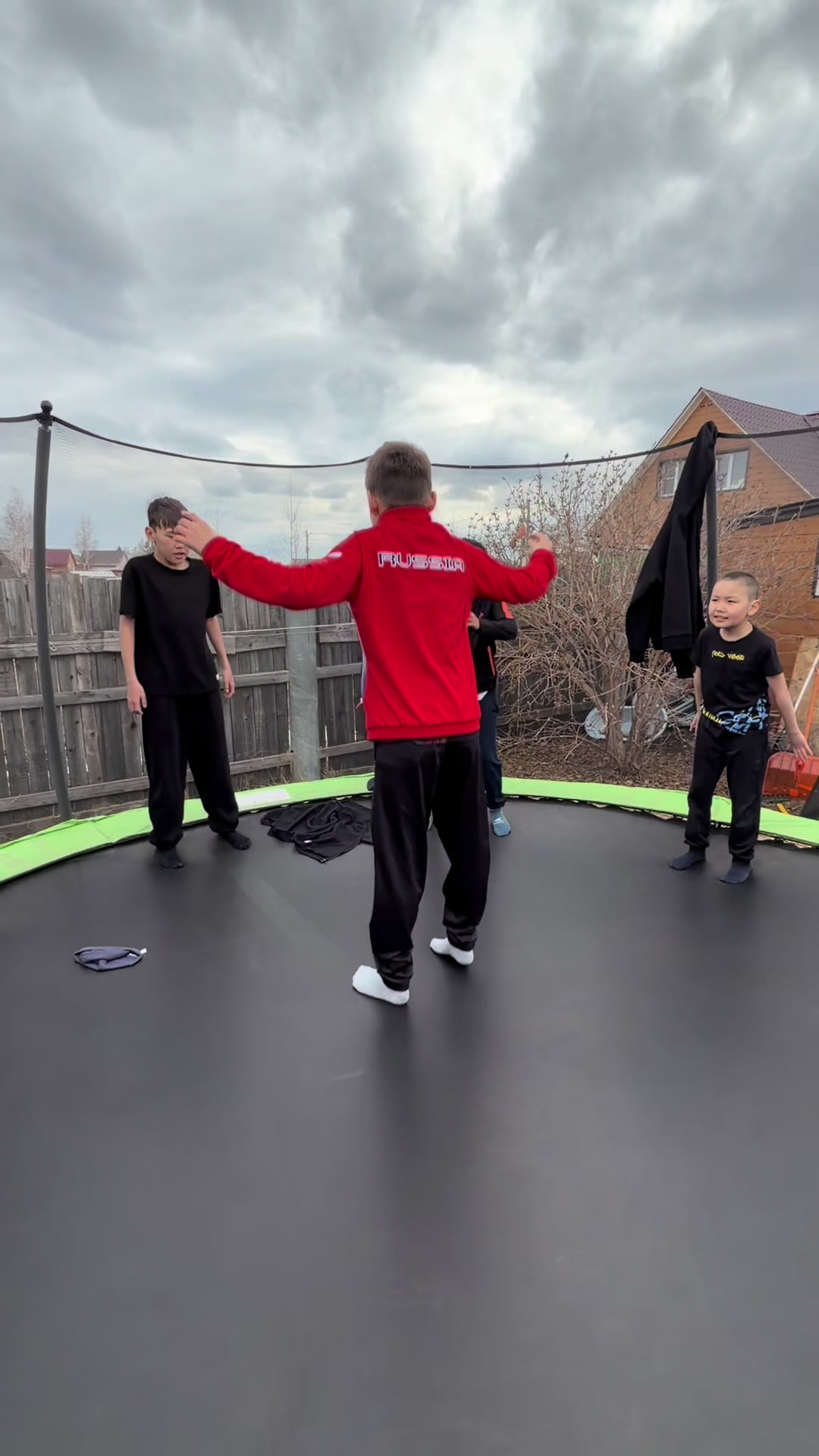 @Махыс_35