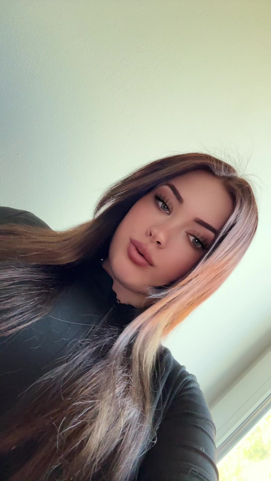 @lealw.d