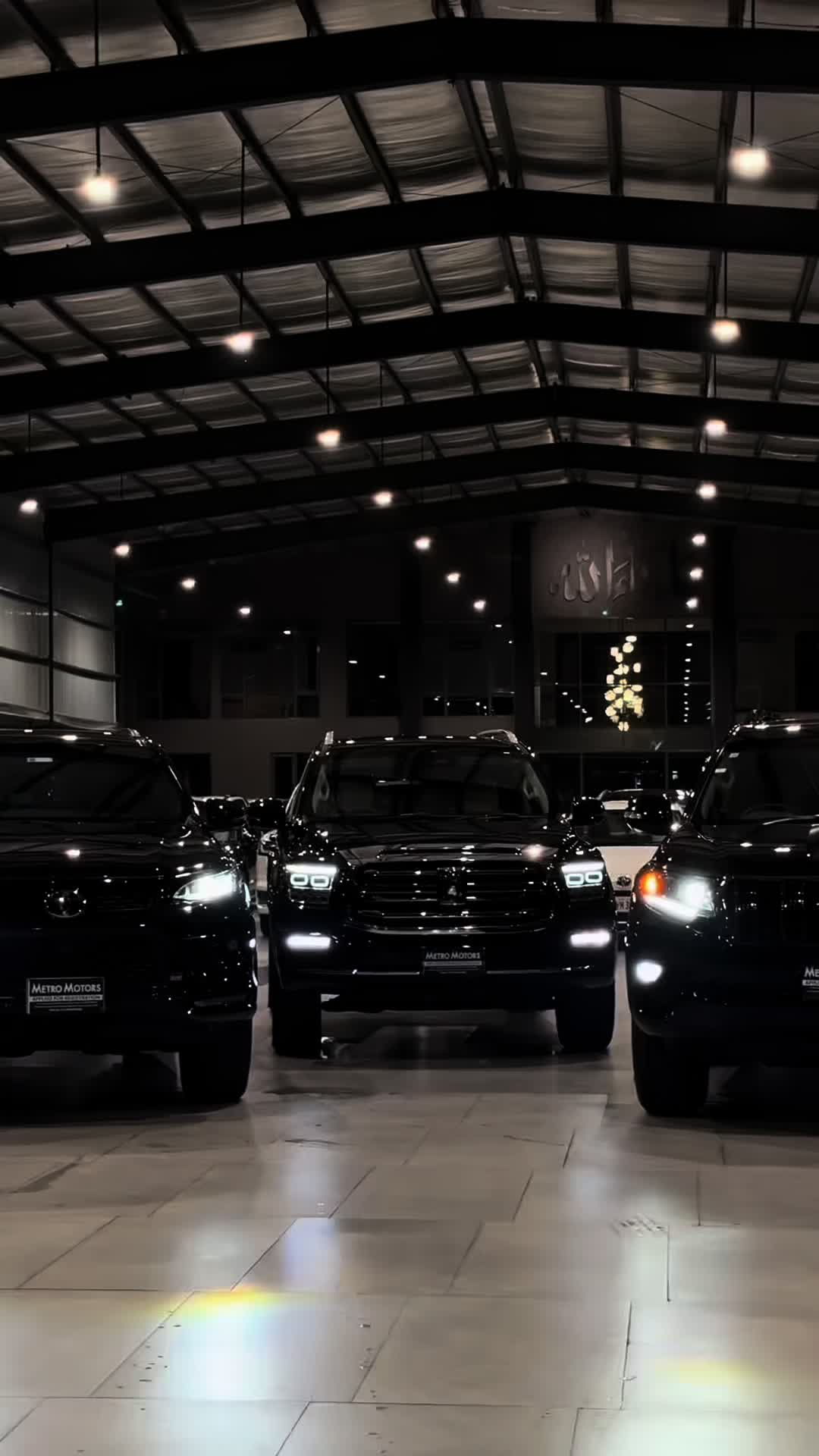 @METRO MOTORS