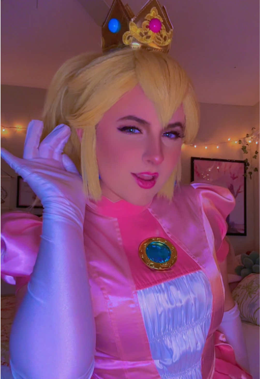 @charliesewscosplays