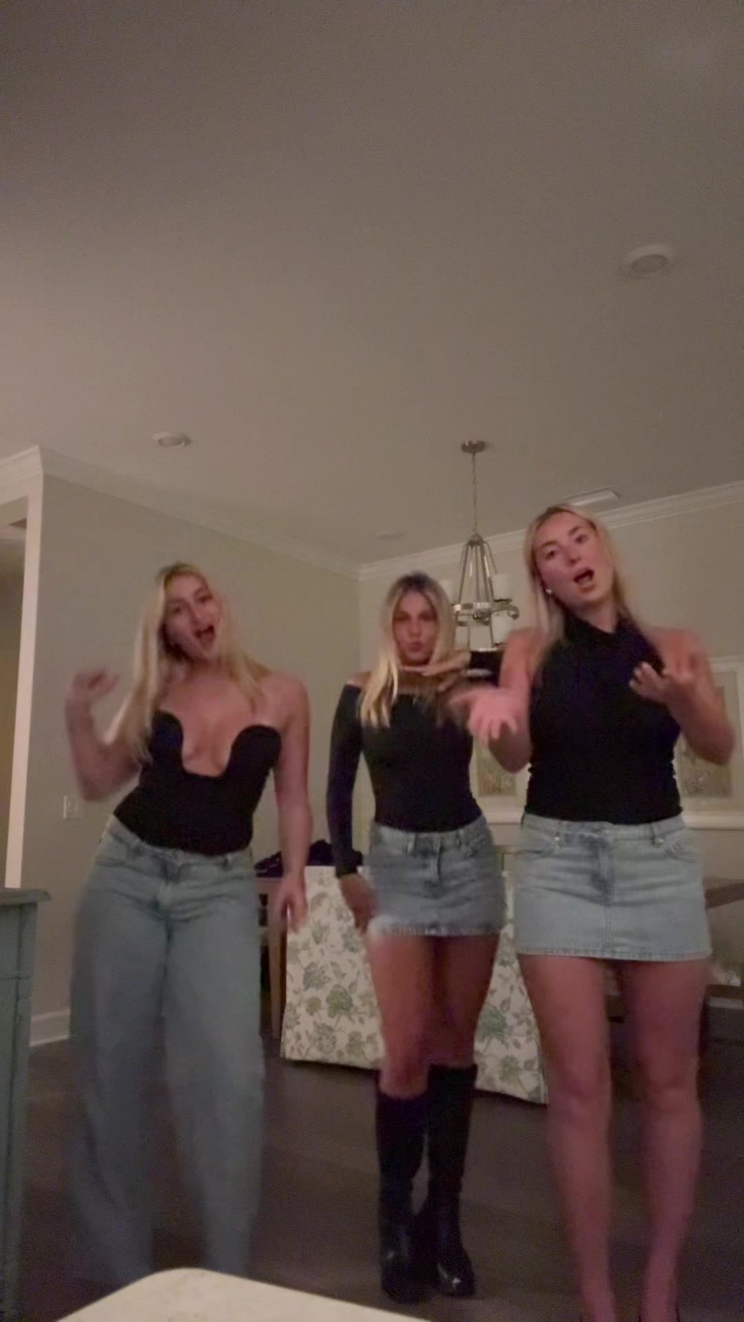 @bella