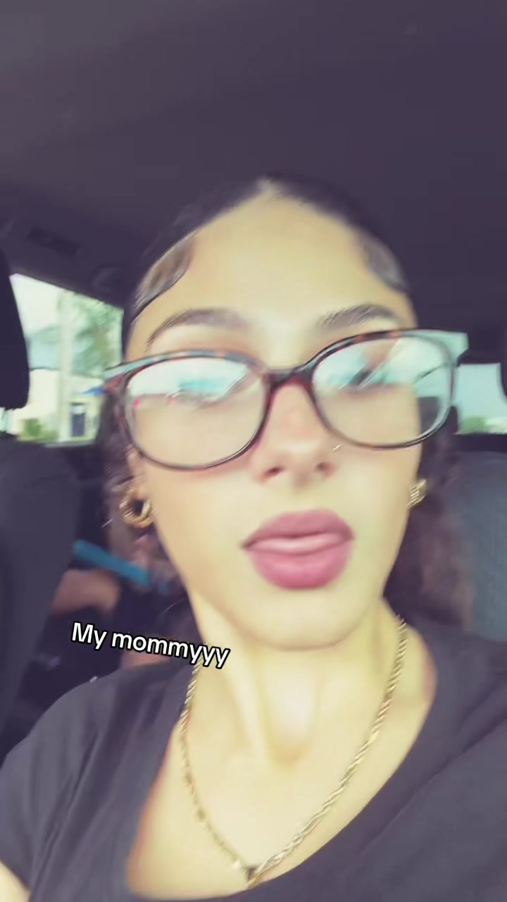 @Yoly🧿777♈️