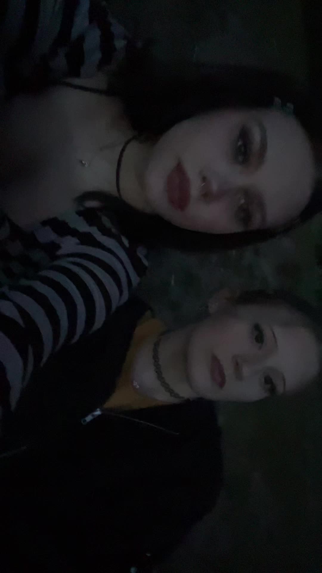 @e