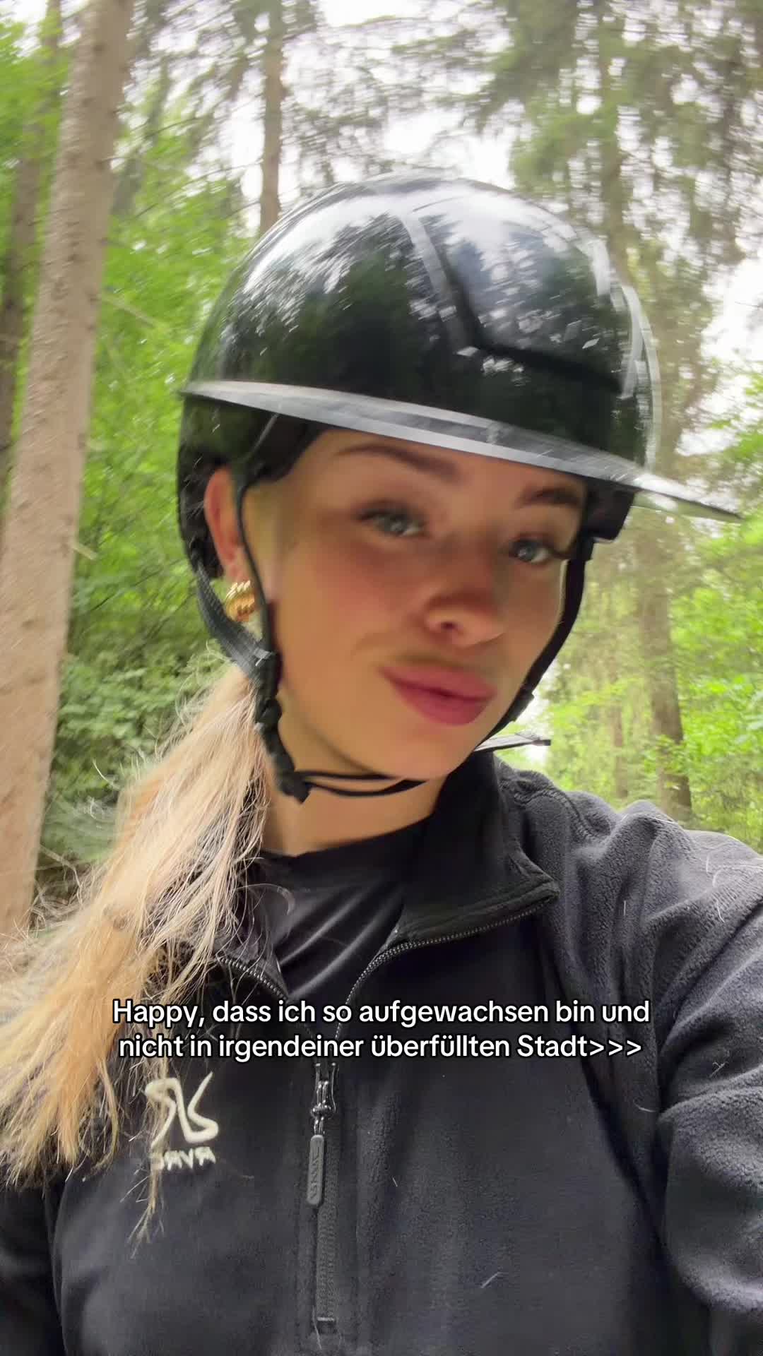 @Annikaleibold