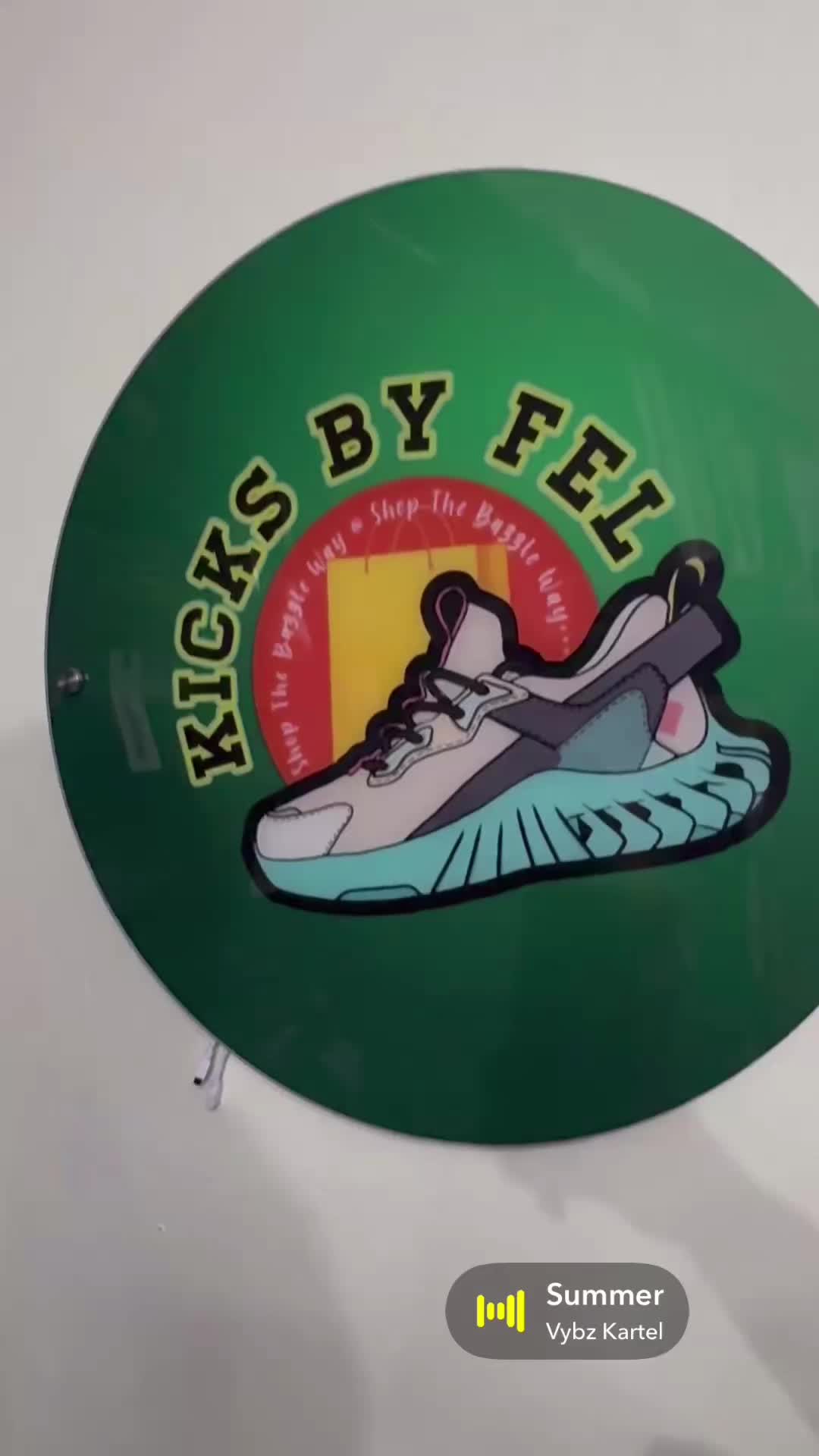 @kicks_by_fel