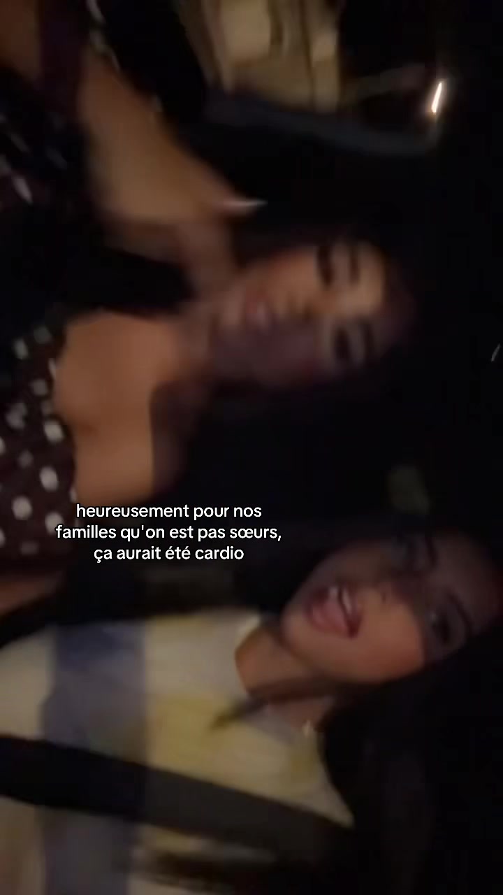 @Le C ᥫ᭡