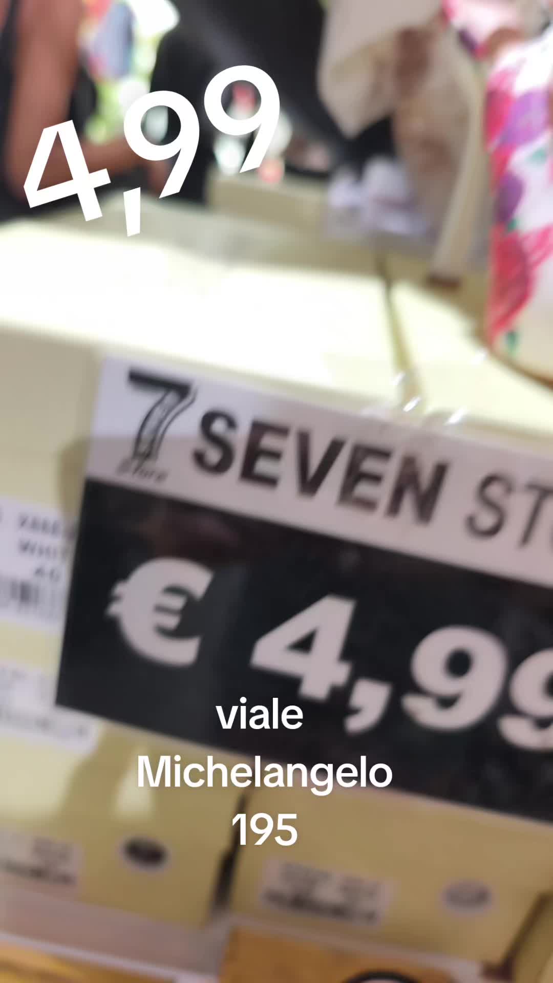@sevenstorevialemichelangelo195