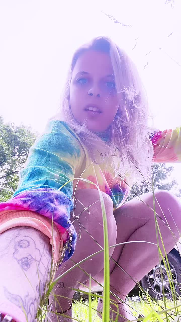 @Britneynicolee