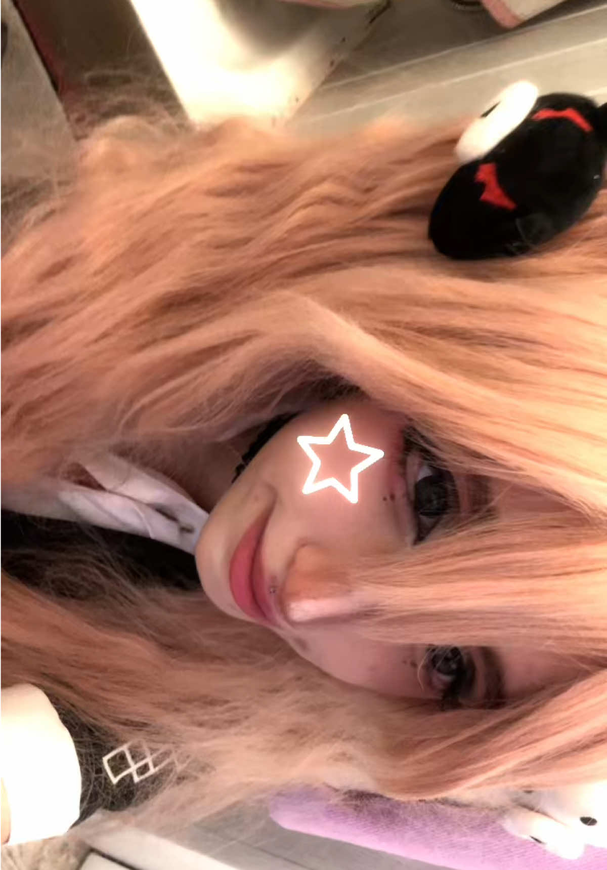 @Cl3li4