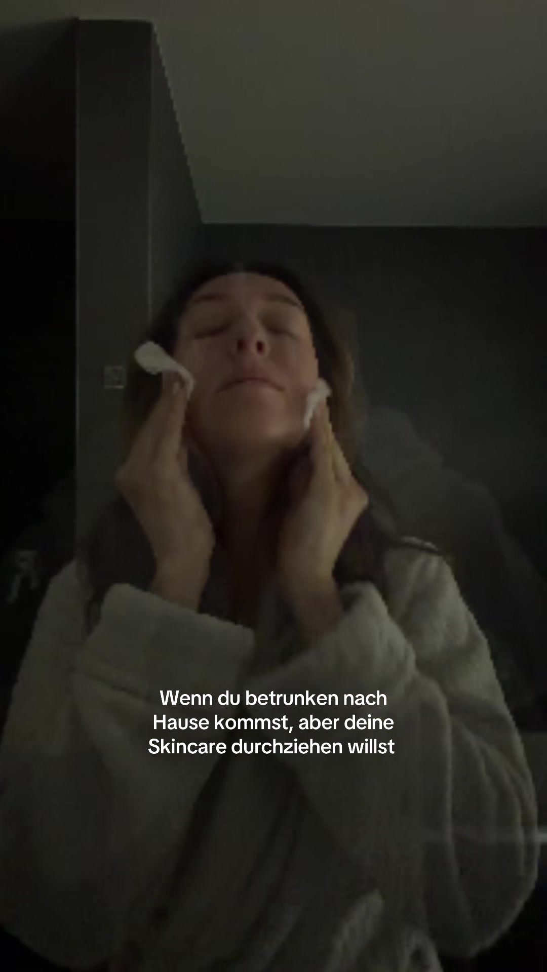 @Leona ✨ &Auml;rztin