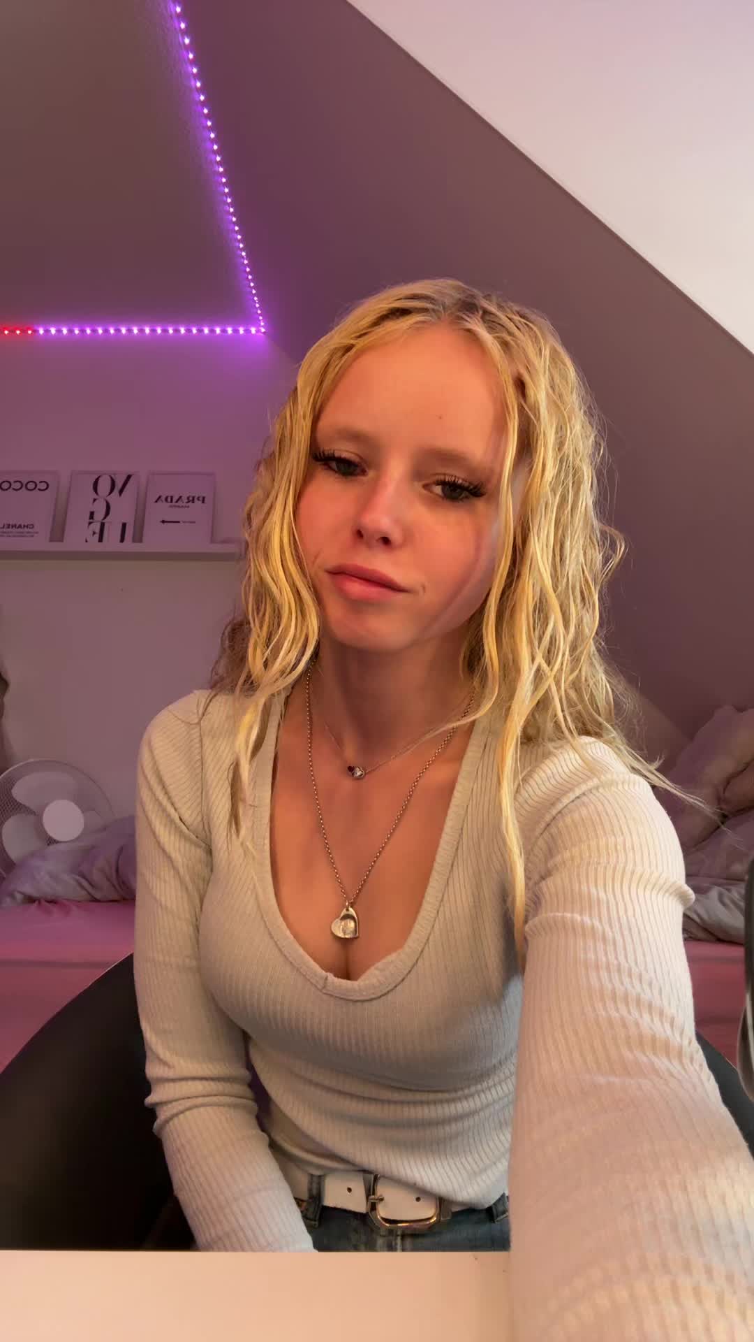 @Johanna<3