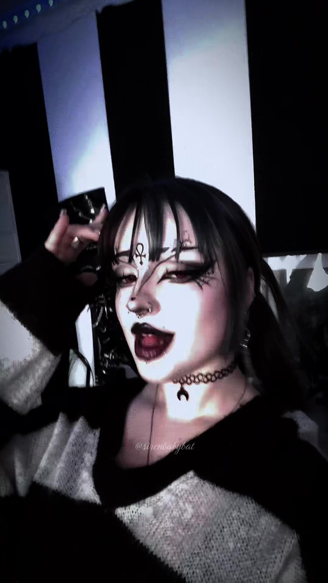 @Sirenbabybat