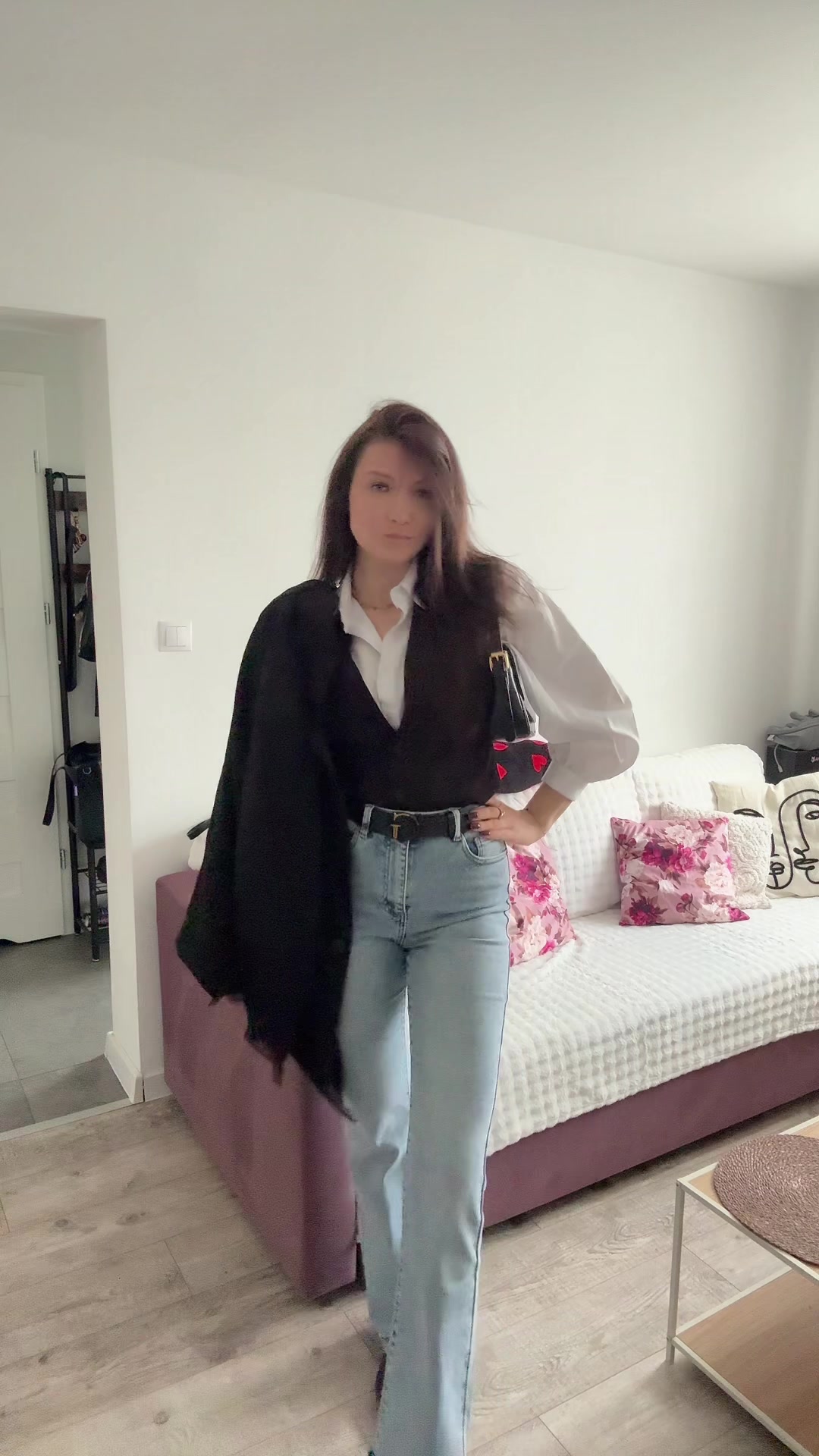 @Mira🦋✨