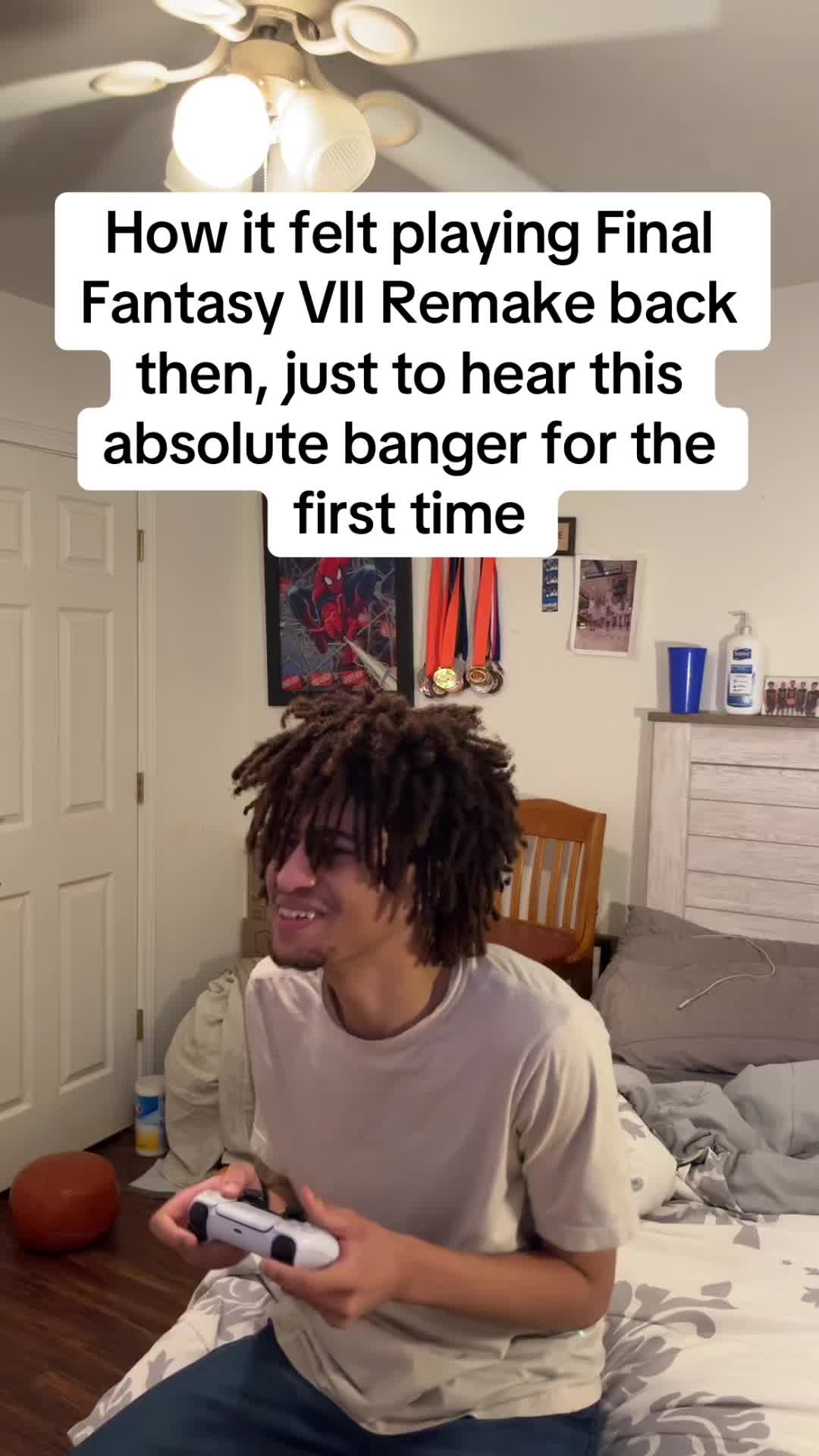 @ITZZ$kovie