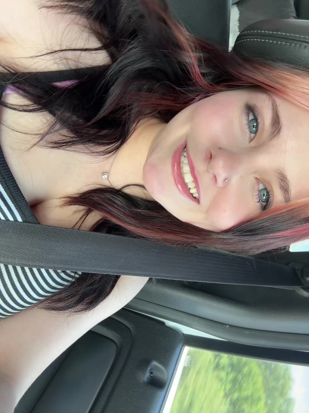 @<3