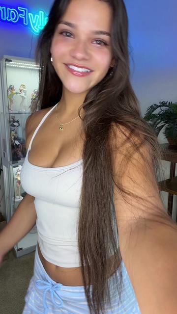 @daisybecker07
