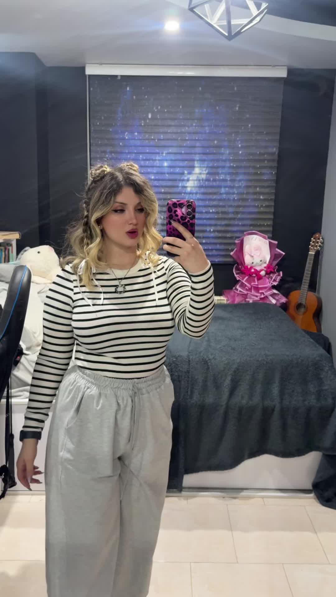 @Anahitaque