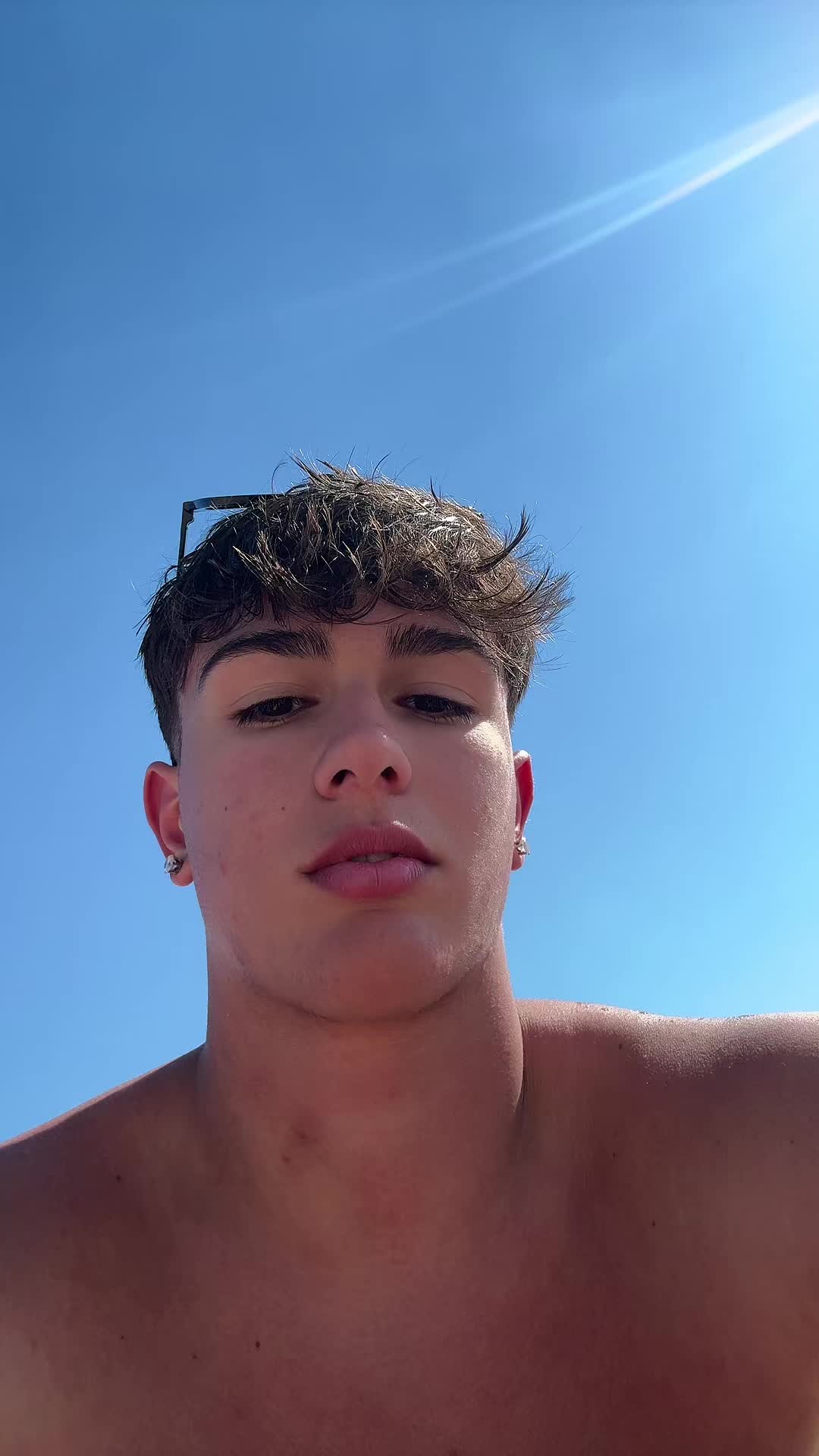 @Adriano.🧊