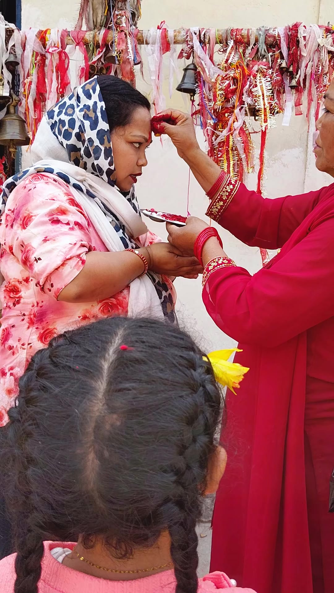 @lezaa Thakur