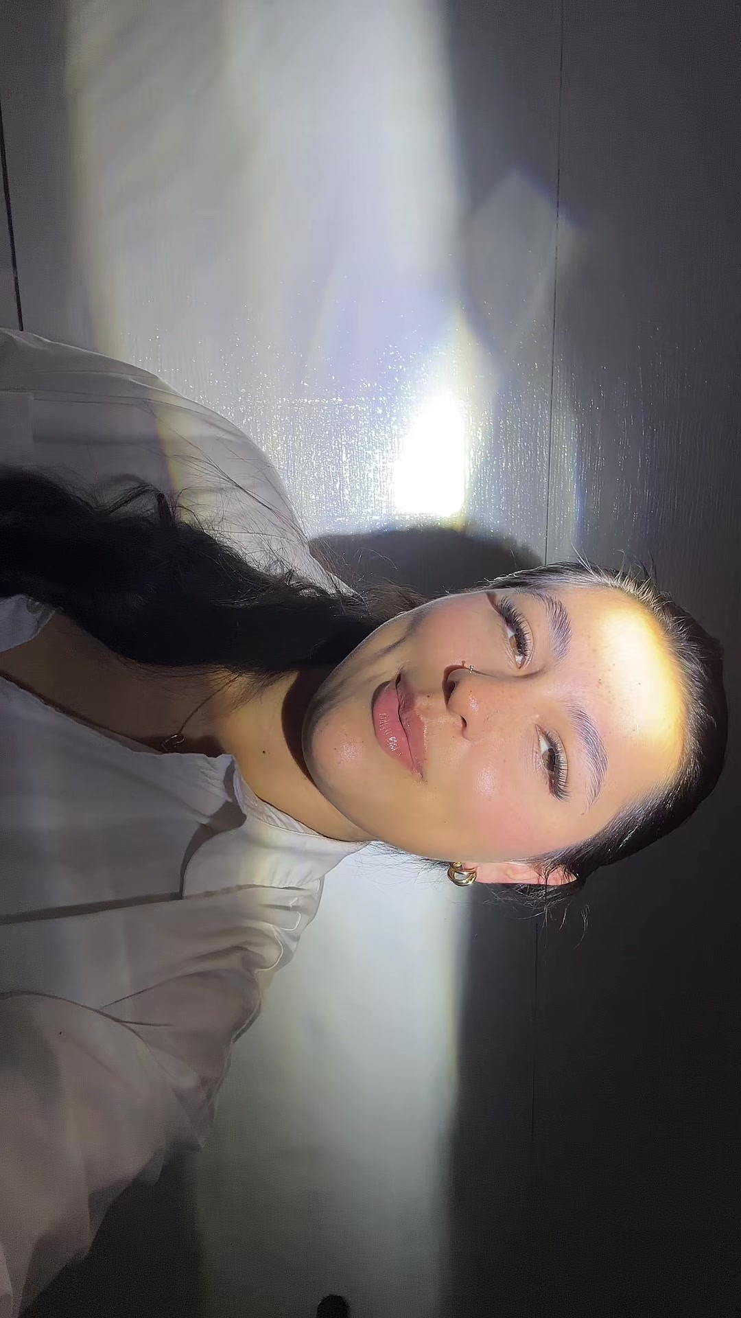 @Bella