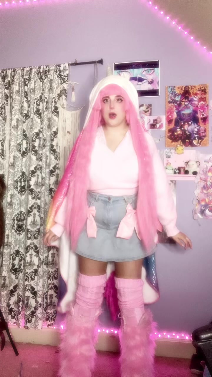 @queen_bzecos