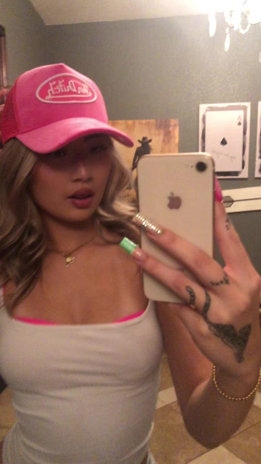 @Samantha