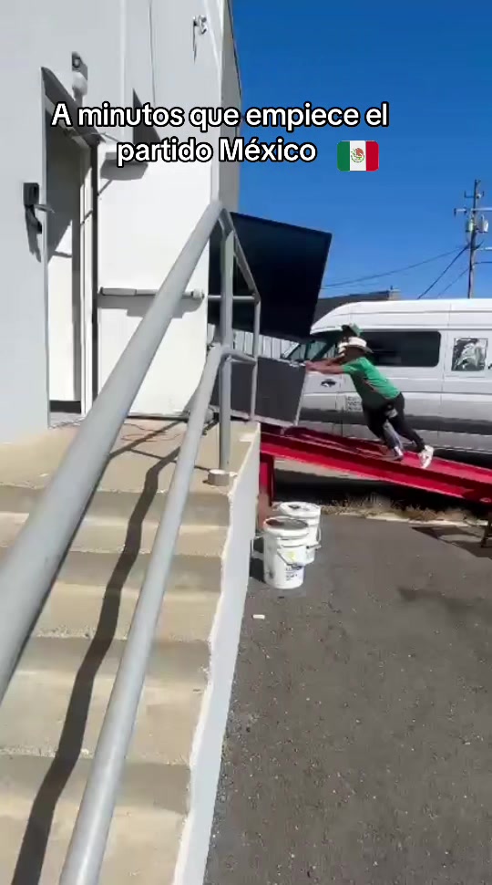 @arturomartinez777_🎒🕶️🚛